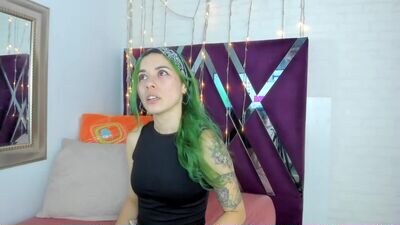 miabecker_ public webcam profile photo 3