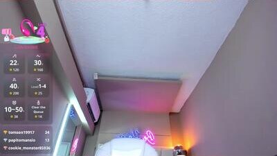 miacamille public webcam profile photo 8