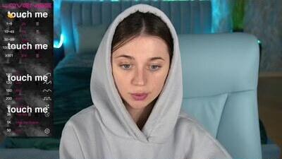 miajina public webcam profile photo 5