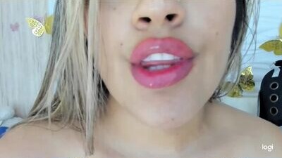 miajjones public webcam profile photo 7