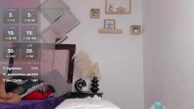 miapearls_ public webcam profile photo 10