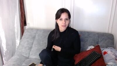 miarobinn_ public webcam profile photo 3