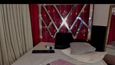 micaelahott_ public webcam profile photo 6
