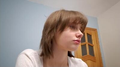 micasulejmanovski public webcam profile photo 3