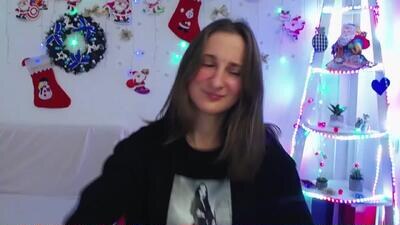 michellee11 public webcam profile photo 4