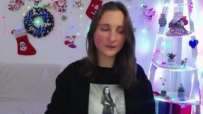 michellee11 public webcam profile photo 8