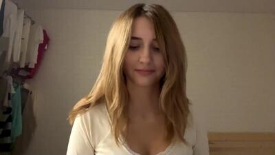 michellfallert public webcam profile photo 2