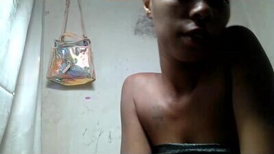 mickaela08 public webcam profile photo 9