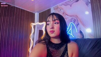 mieel_tay public webcam profile photo 3