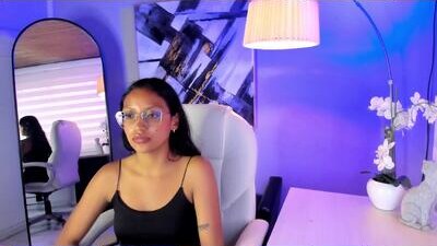 miel_ambar public webcam profile photo 5