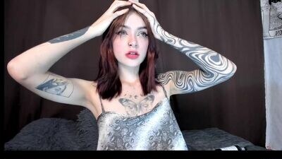miiawalker_ public webcam profile photo 3