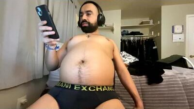 mik138 public webcam profile photo 10