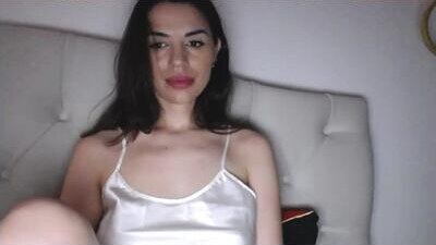 mika_gold7 public webcam profile photo 6