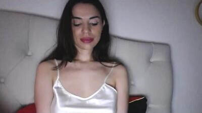mika_gold7 public webcam profile photo 8
