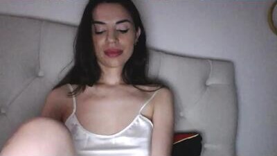 mika_gold7 public webcam profile photo 9