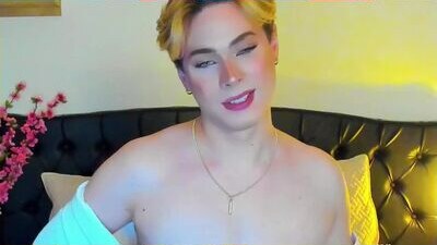 mike_blossom public webcam profile photo 7