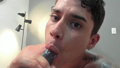 mike_montoya public webcam profile photo 4