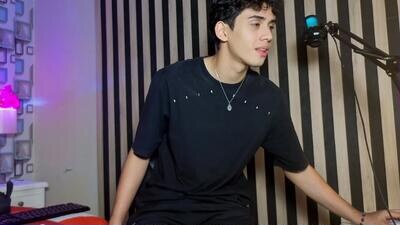 mikevoss_ public webcam profile photo 2