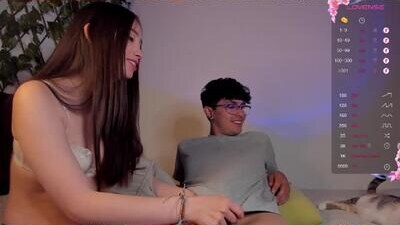mikeyvioleta public webcam profile photo 5
