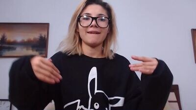 mikkalove public webcam profile photo 3