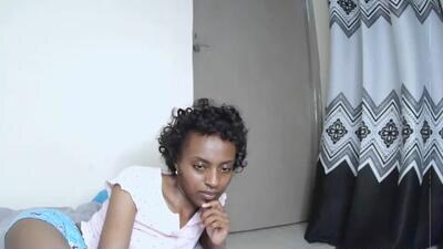 mil_milon public webcam profile photo 3