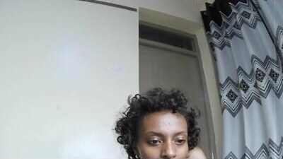 mil_milon public webcam profile photo 10