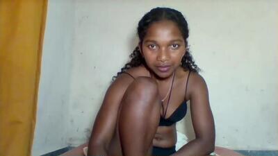 mila_lunah public webcam profile photo 3