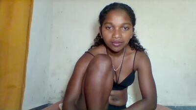 mila_lunah public webcam profile photo 4