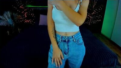 milaaddam public webcam profile photo 8