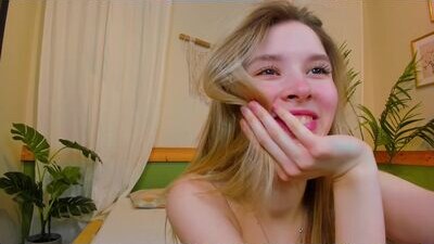 milablush public webcam profile photo 6