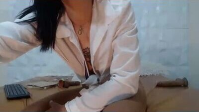 milahot23 public webcam profile photo 10