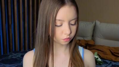 milaice public webcam profile photo 3