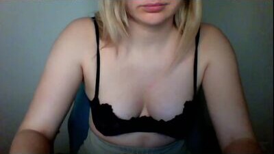 milana_milo public webcam profile photo 10