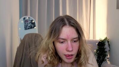 milanarayy public webcam profile photo 2