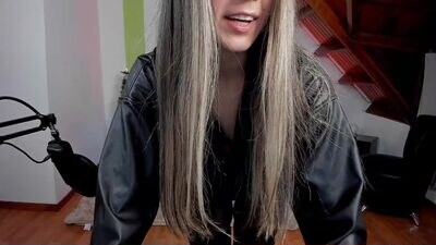 milania_stark public webcam profile photo 3