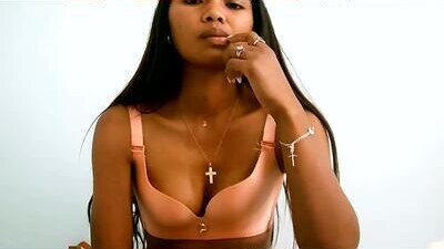 milaswet19 public webcam profile photo 5