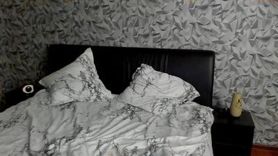 miley_me public webcam profile photo 5