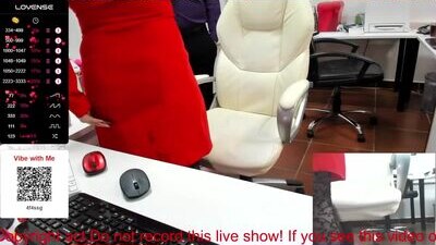 milf_viktoria public webcam profile photo 9