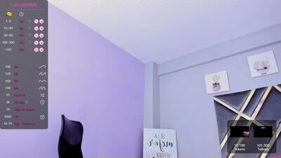 mili_mattel public webcam profile photo 10