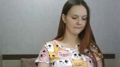mililymi public webcam profile photo 3