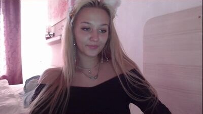 milk_bunny_ public webcam profile photo 7