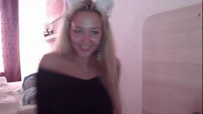 milk_bunny_ public webcam profile photo 9