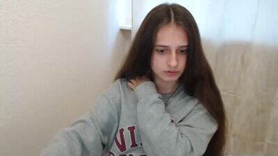 milky_caramel public webcam profile photo 3
