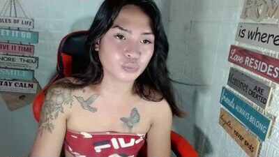 milkycumnel23 public webcam profile photo 5
