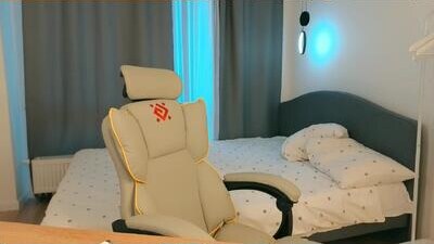 milla_bellaa public webcam profile photo 6