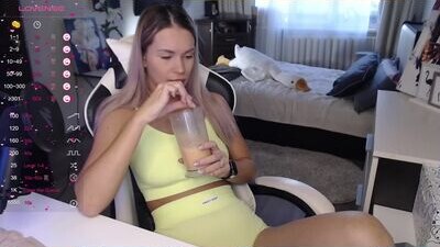 milla_candy public webcam profile photo 6