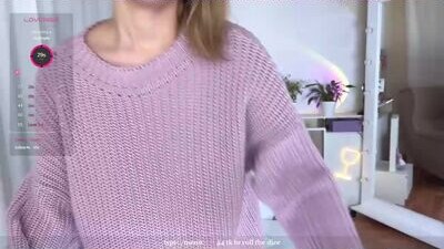 milla_kuni public webcam profile photo 5