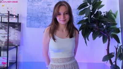 millamorni public webcam profile photo 4