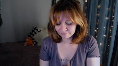 millapoolys public webcam profile photo 4