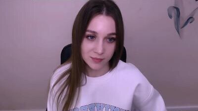 millasamsd public webcam profile photo 7